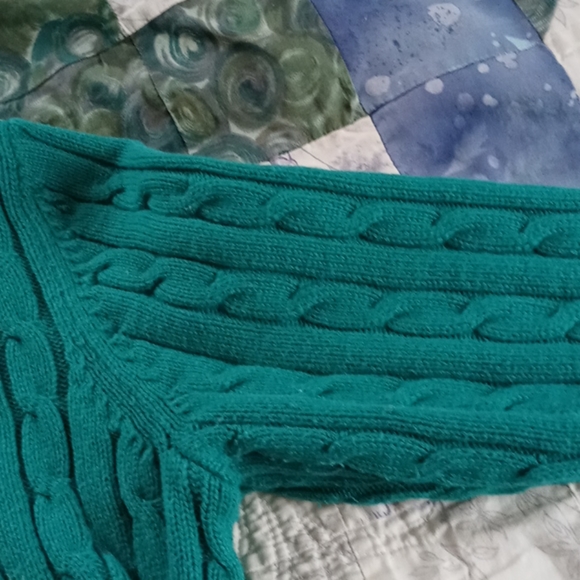 Sweater - Picture 3 of 4